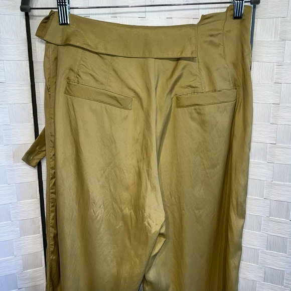 WNDERKAMMER Women’s Unbalance Tuck Trousers Size Small Contemporary - Picture 12 of 16